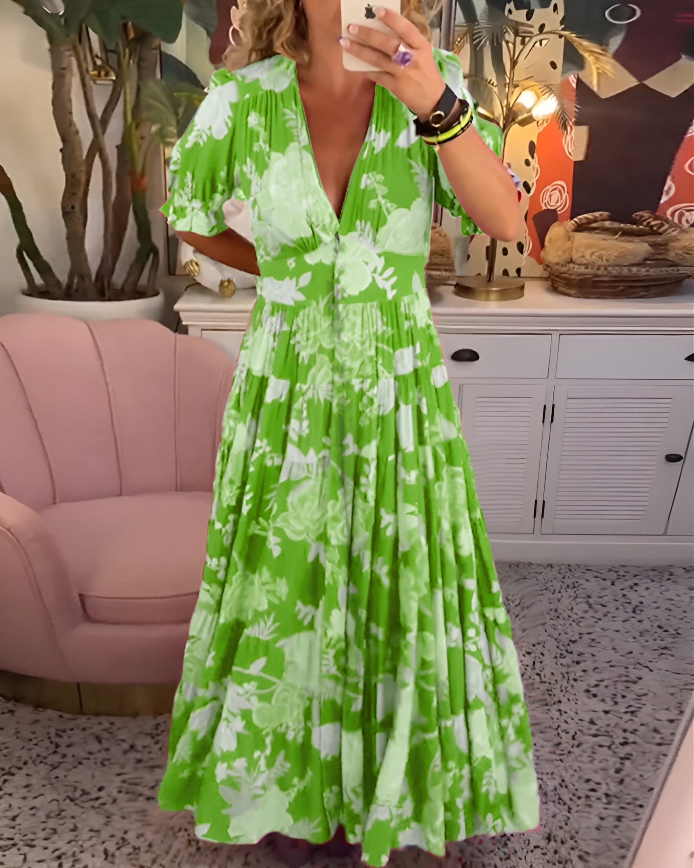 Carine | Pocket Dress with V-Neck Floral Print